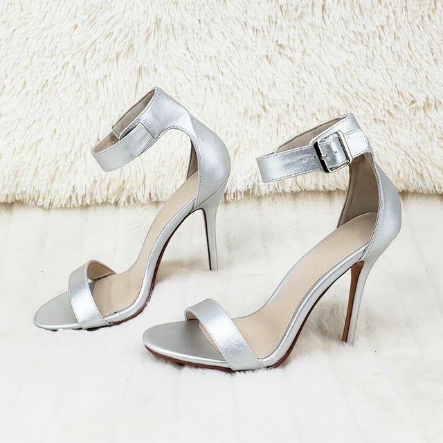 Amuse 10 Silver Matte Ankle Strap 5" High Heel Shoes Sizes 8 9 10 NY - Totally Wicked Footwear