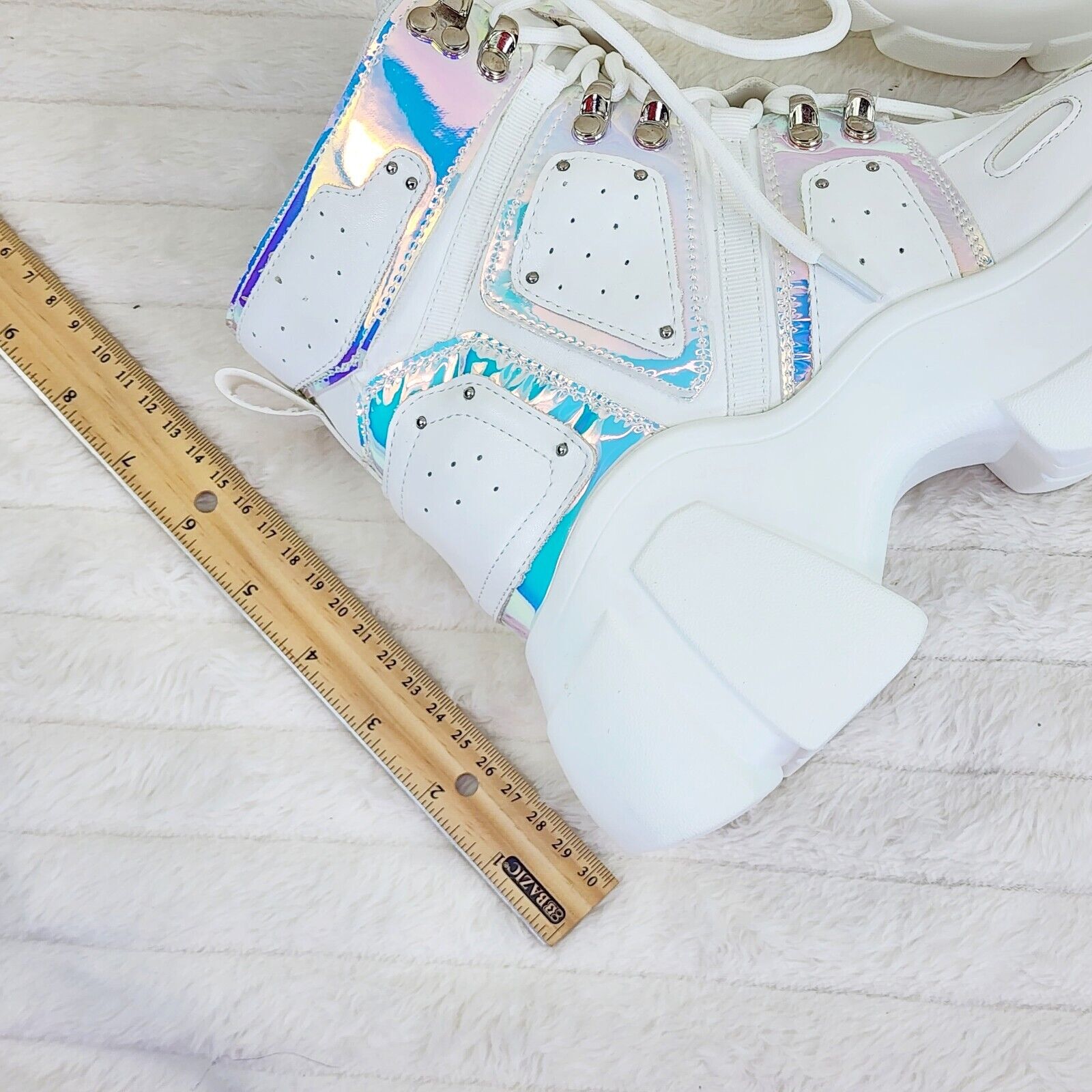 Wang Mangosteen / Passion Lace Up Hidden Wedge Women's Combat Sneakers White - Totally Wicked Footwear