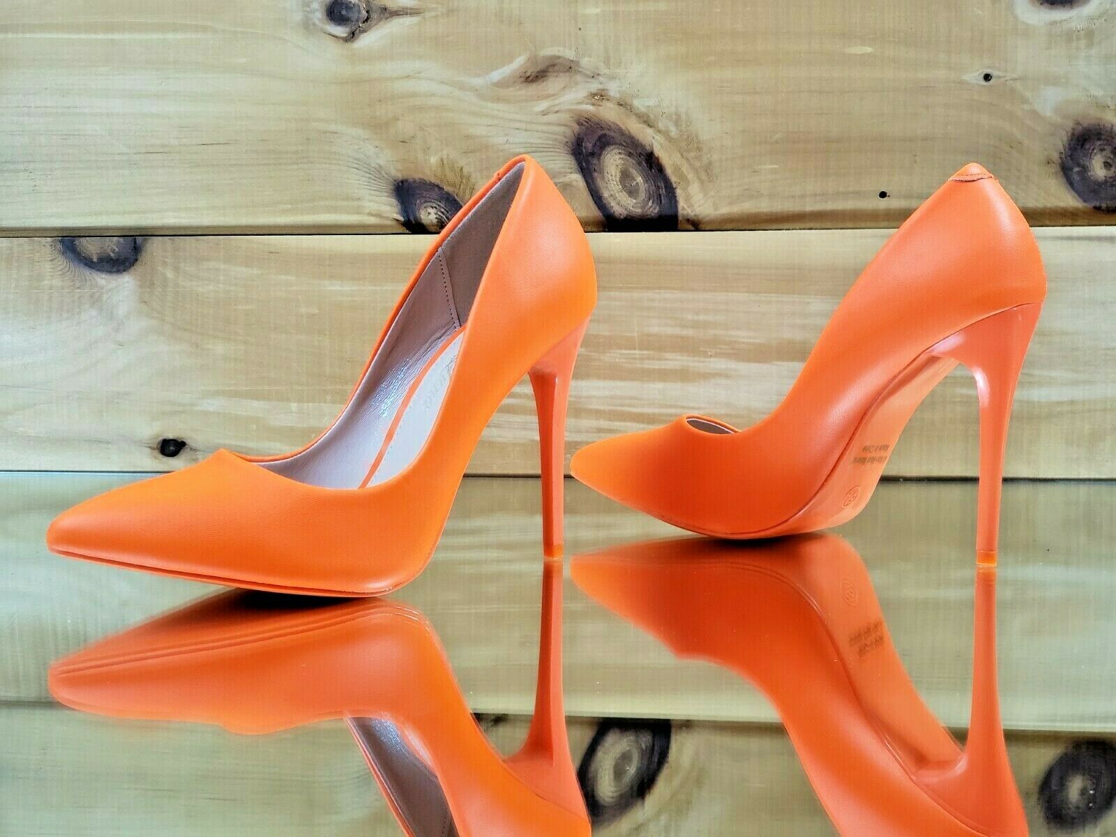 Bright hotsell orange pumps