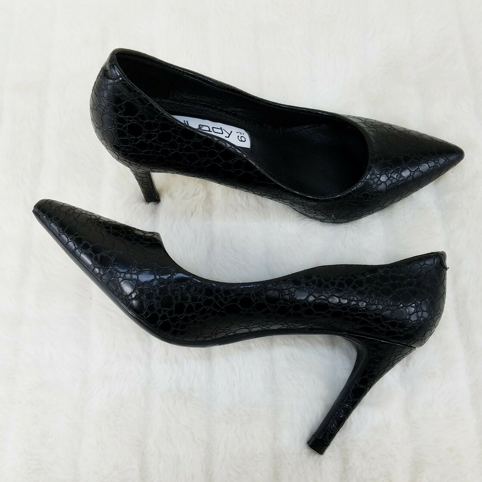 Monica Textured 3.5" Heel Pointy Toe Pump Shoes Black - Totally Wicked Footwear